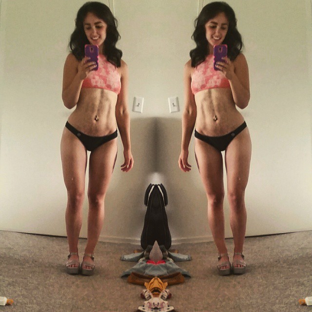 Sexy nue devant sa webcam 175